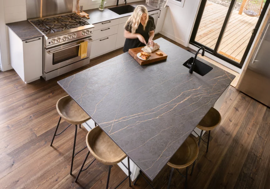 comptoirs-en-dekton-premoule-durabilite-elegance-et-technologie-de-pointe